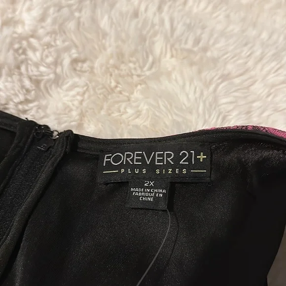Forever 21+ dress - Picture 3 of 5